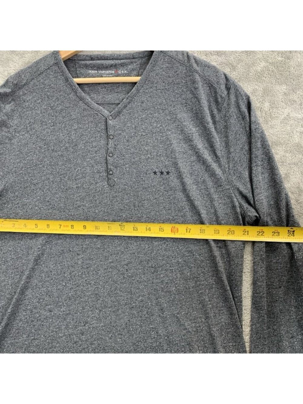 John Varvatos Star USA Shirt Mens XL 4 Button Henley Logo Long Sleeve Preppy - Picture 3 of 8